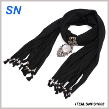 Écharpe pendentif avec une belle décoration (SNPS1008)